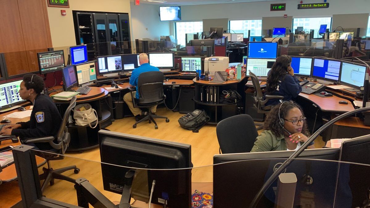 Quick Load LLC dispatch team at work